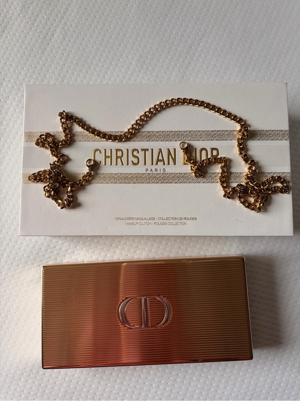 Limites Edition Christian Dior Gold Make up clutch with chain